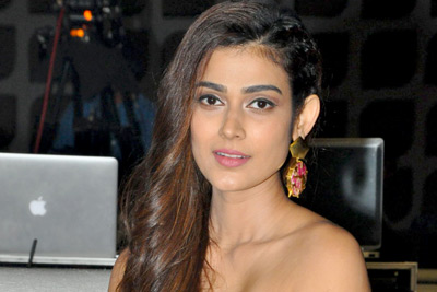 Akanksha Singh at Malli Rava Pre release